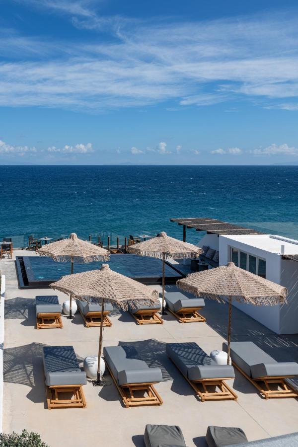 Almyra Oia Suites Exterior photo