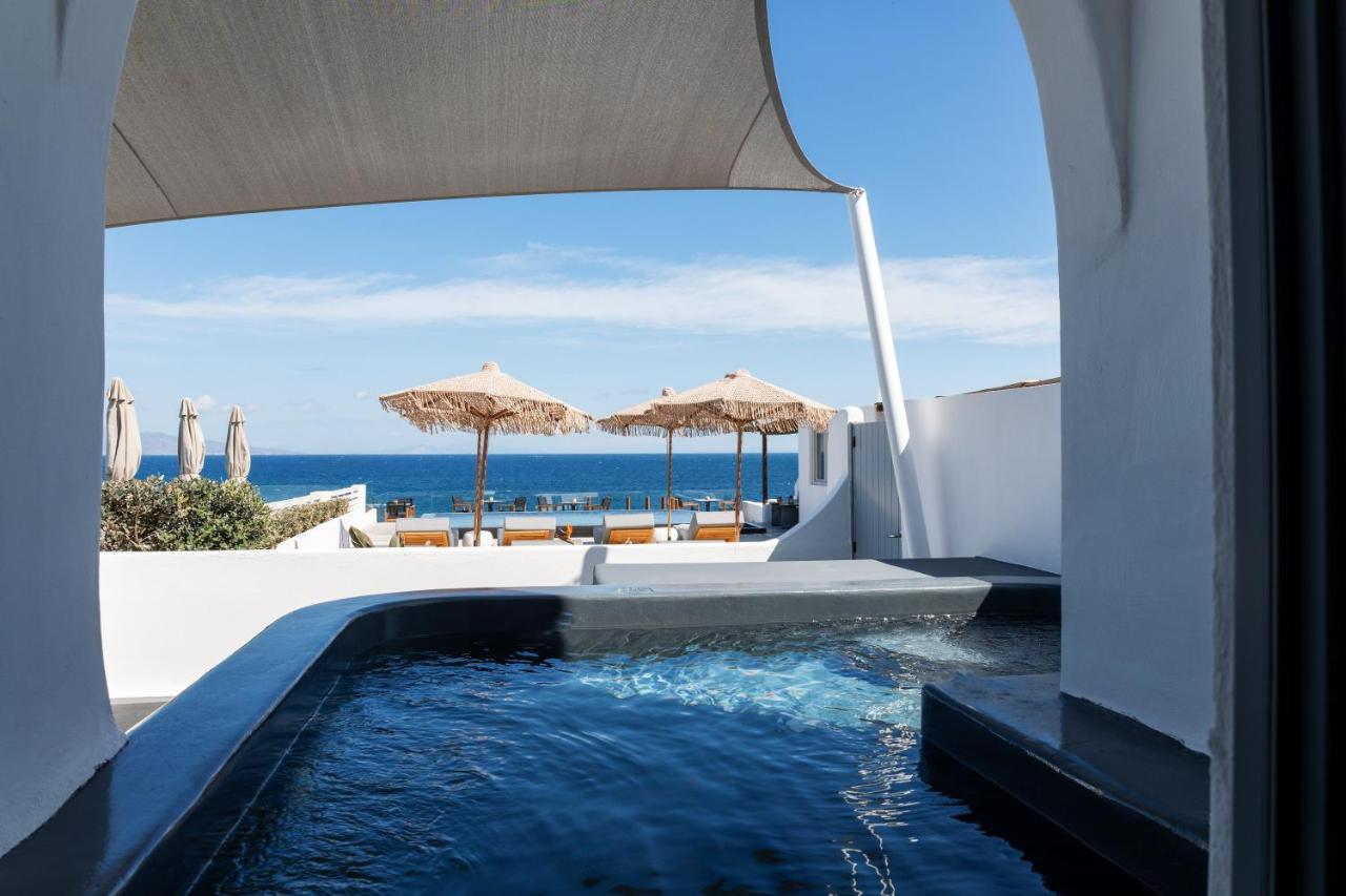 Almyra Oia Suites Exterior photo
