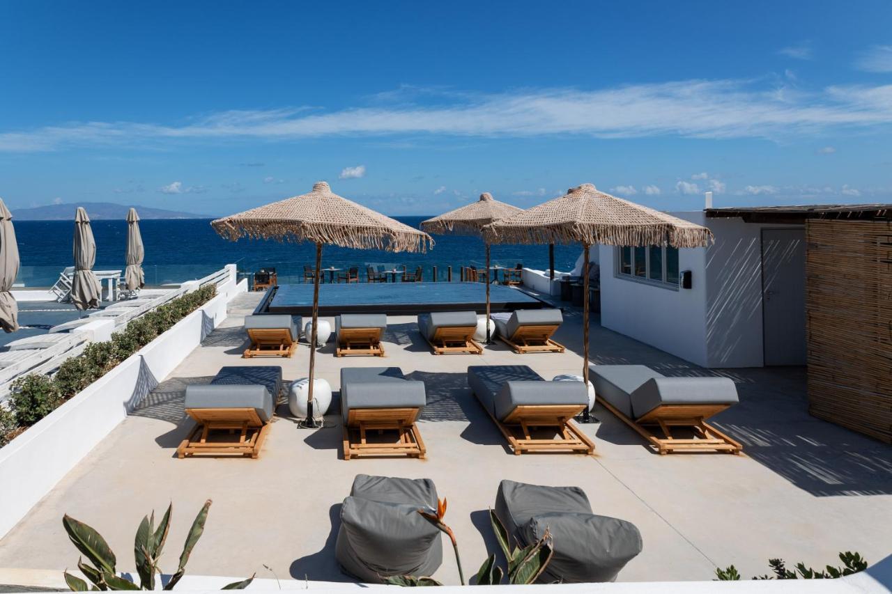 Almyra Oia Suites Exterior photo