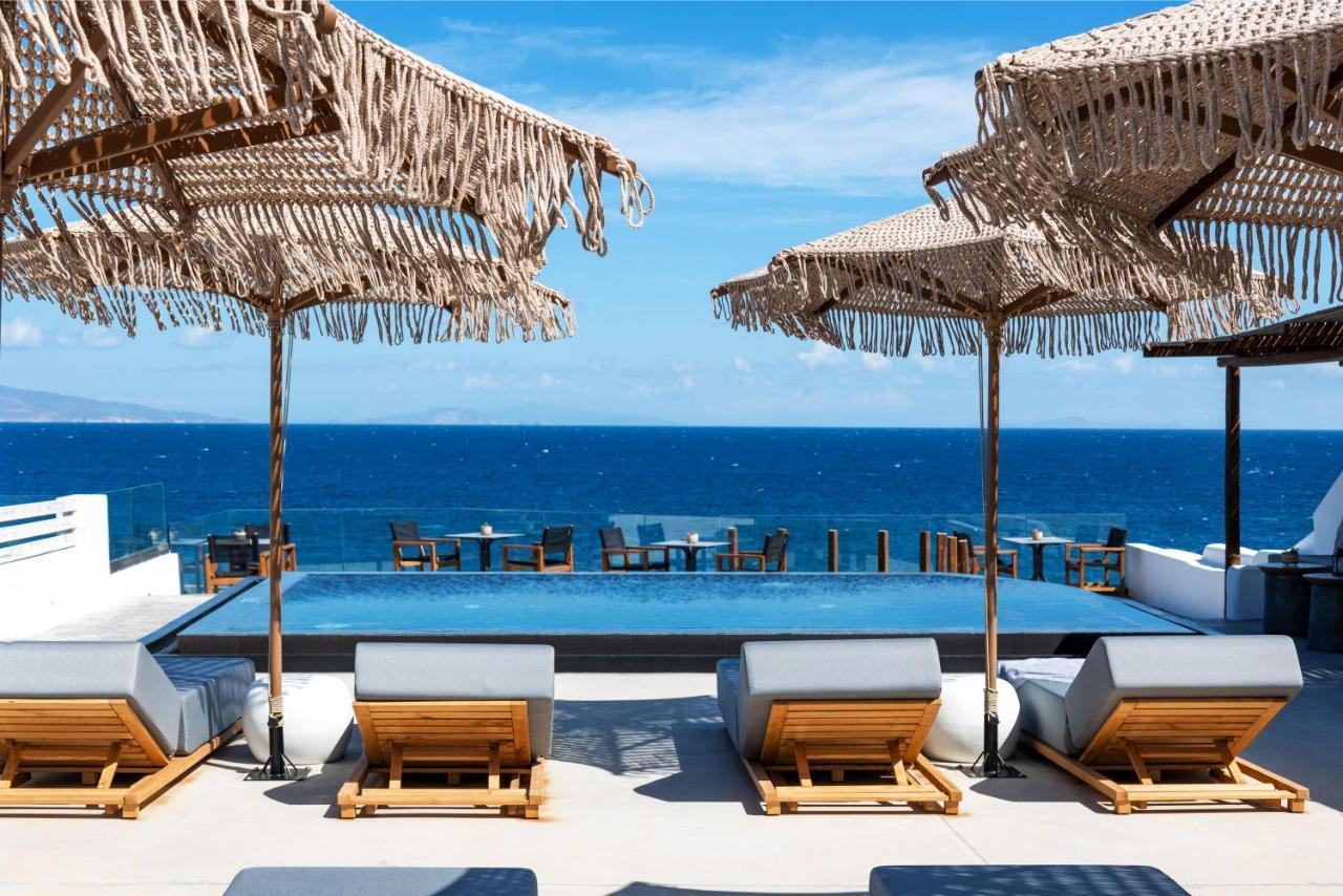 Almyra Oia Suites Exterior photo